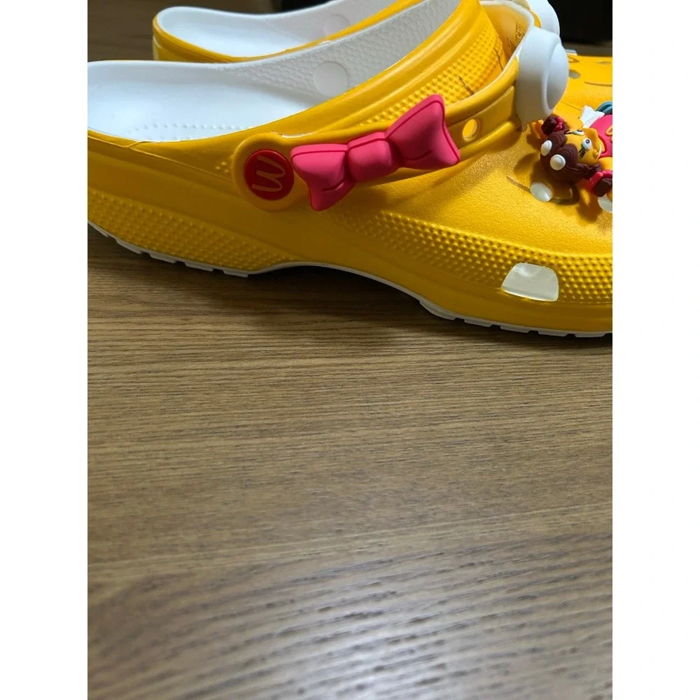 McDonald's‎ crocs
